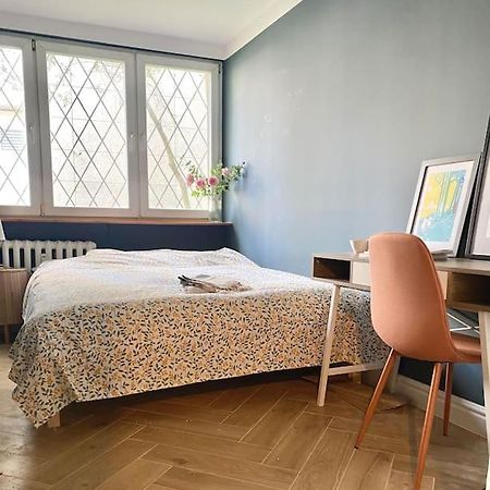 Apartment Close To Metro, 8 Minutes To Centrum And Near Airport Warsawa Bagian luar foto