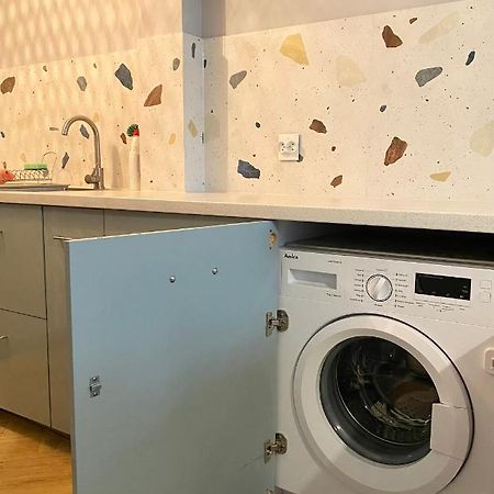 Apartment Close To Metro, 8 Minutes To Centrum And Near Airport Warsawa Bagian luar foto