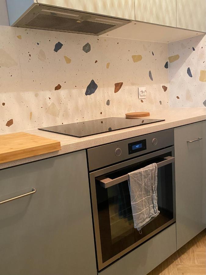 Apartment Close To Metro, 8 Minutes To Centrum And Near Airport Warsawa Bagian luar foto